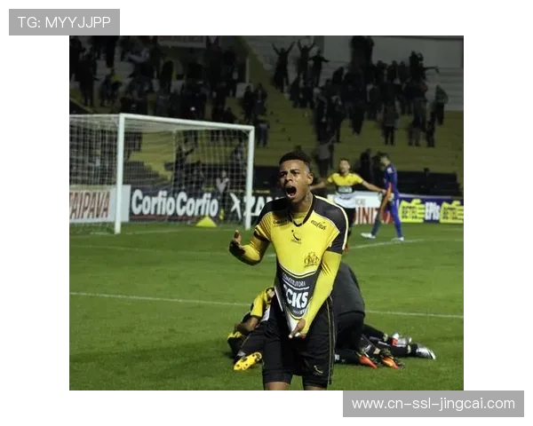 河南队新援古斯塔沃接近加盟，阿齐兹在谈判中